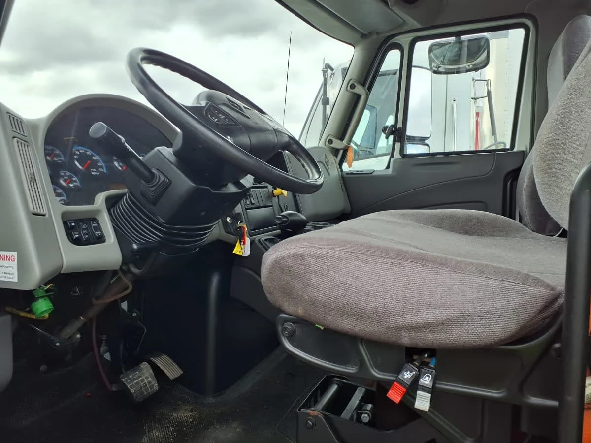 2019 International 4300 in Taylor, MI — photo 8