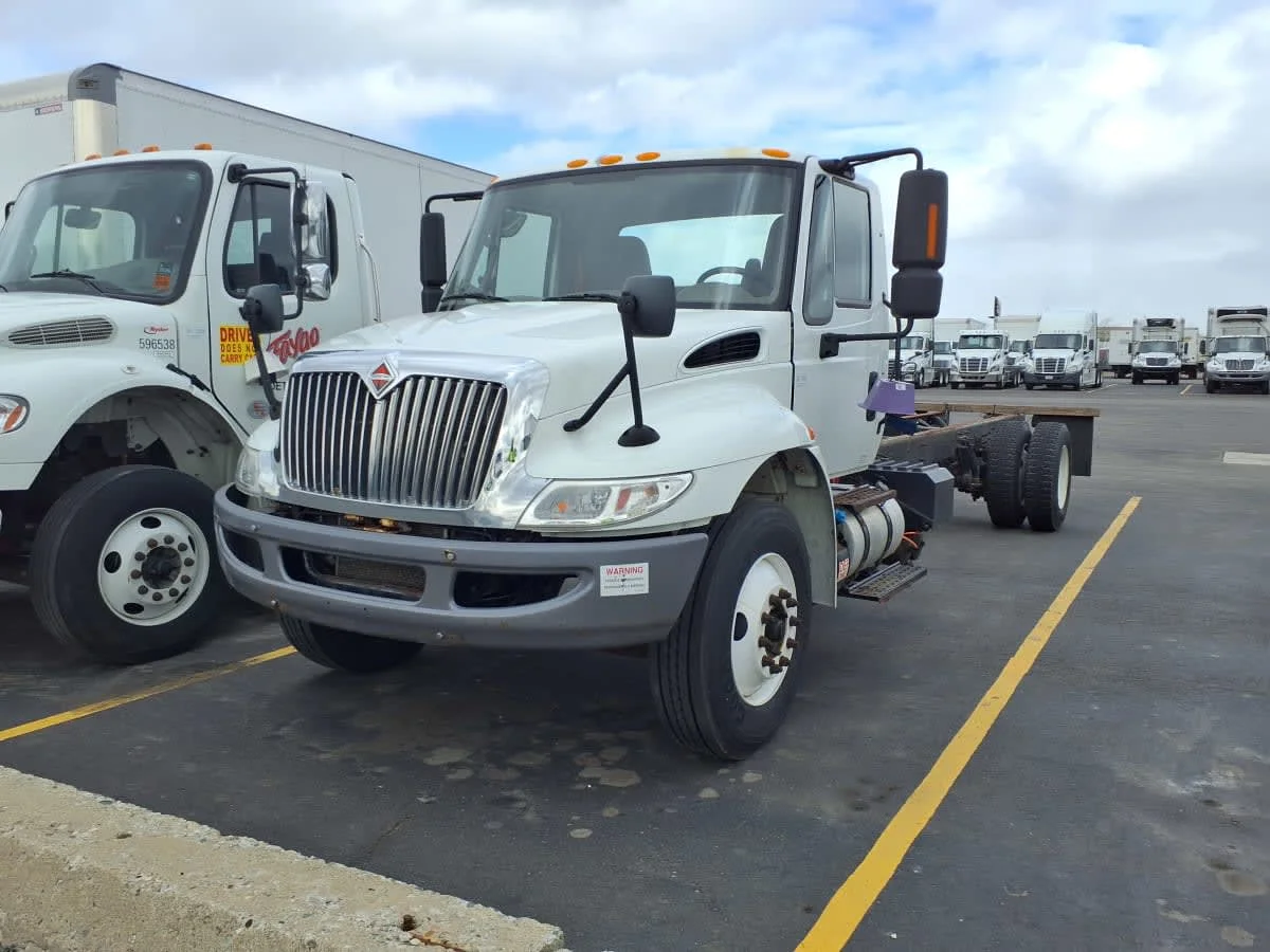2019 International 4300 in Taylor, MI