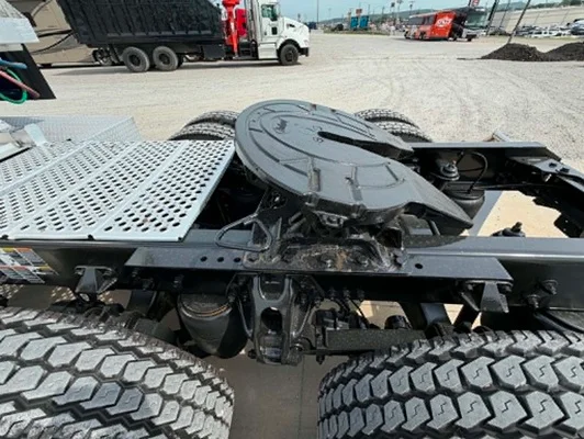 2023 Kenworth T680 in Tulsa, OK — photo 12