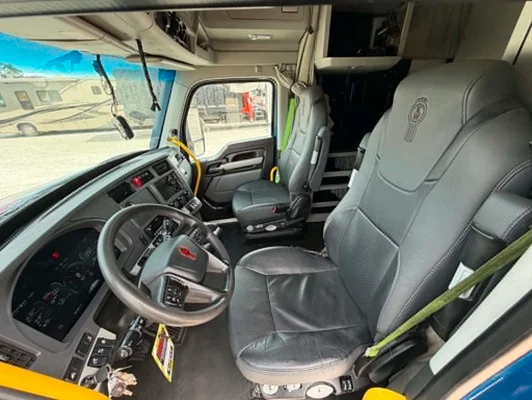 2023 Kenworth T680 in Tulsa, OK — photo 17