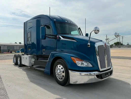 2023 Kenworth T680