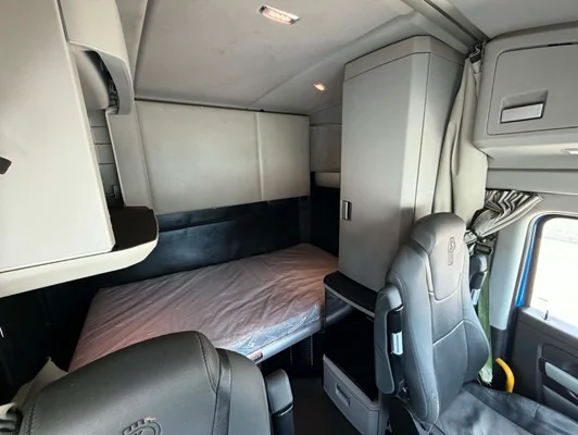 2023 Kenworth T680 in Tulsa, OK — photo 20