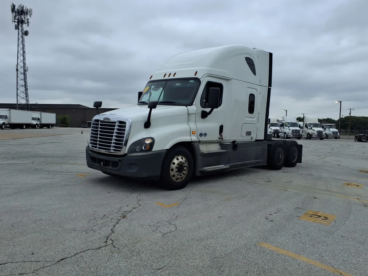 2020 Freightliner Cascadia in Fort Worth, TX