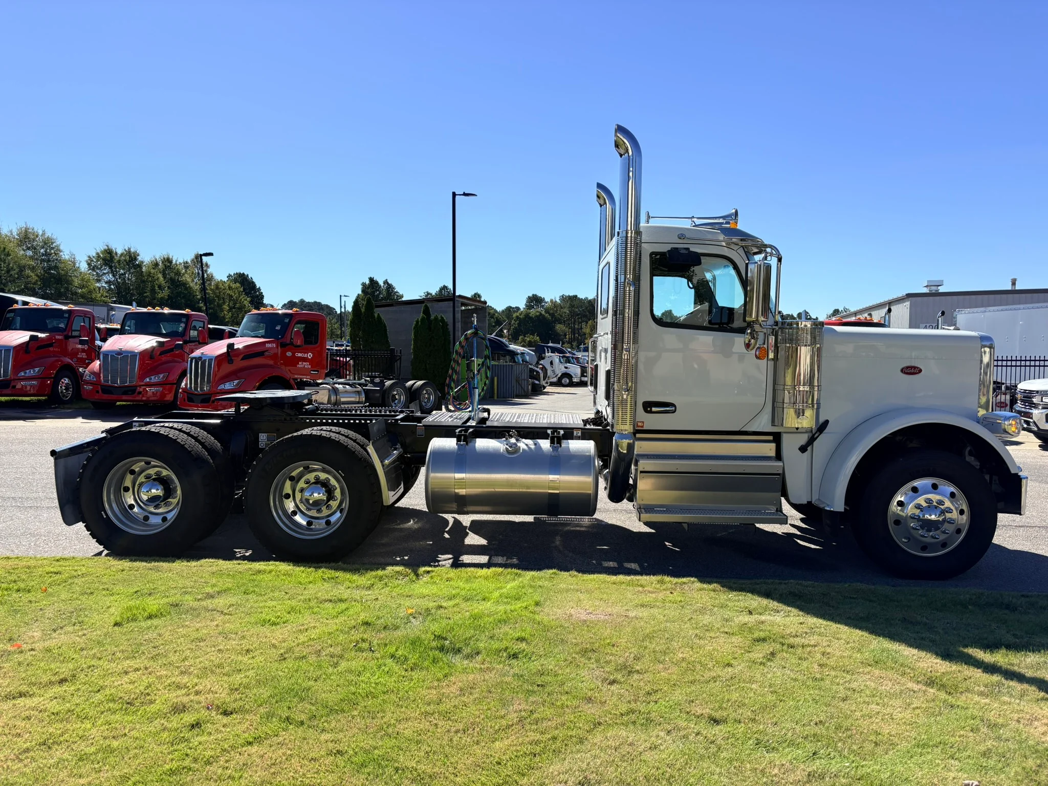 2026 Peterbilt 589 in Raleigh, NC — photo 3