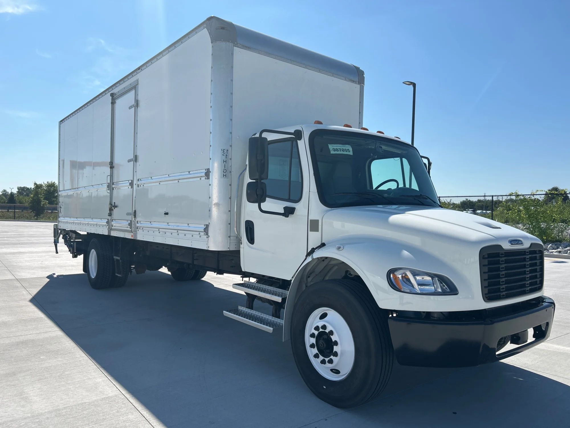 2022 Freightliner M2 106 in Indianapolis, IN — photo 6