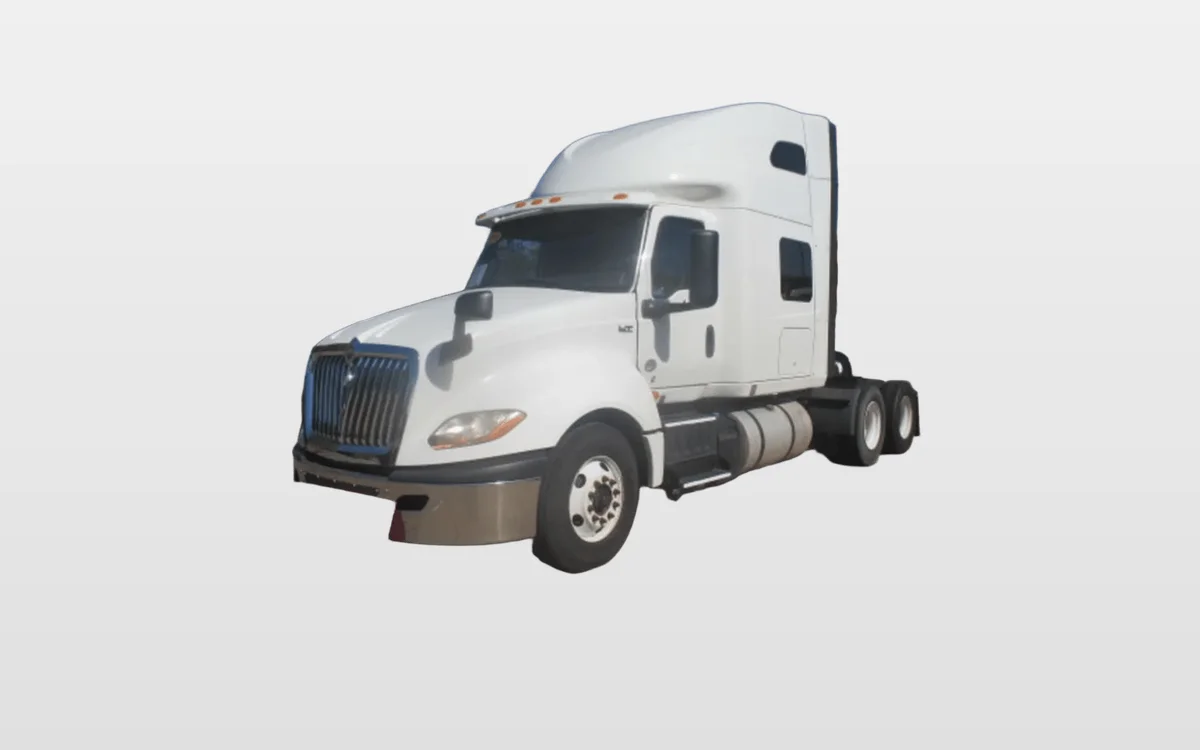 2019 International LT - image 1