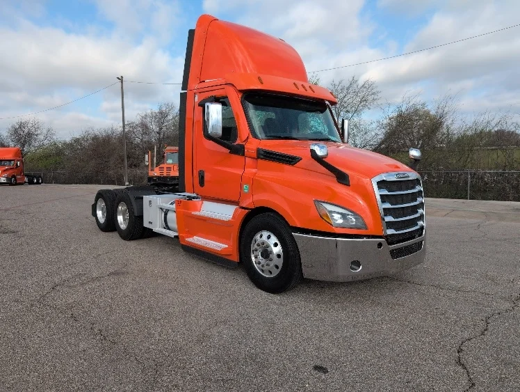 2020 Freightliner Cascadia in San Antonio, TX