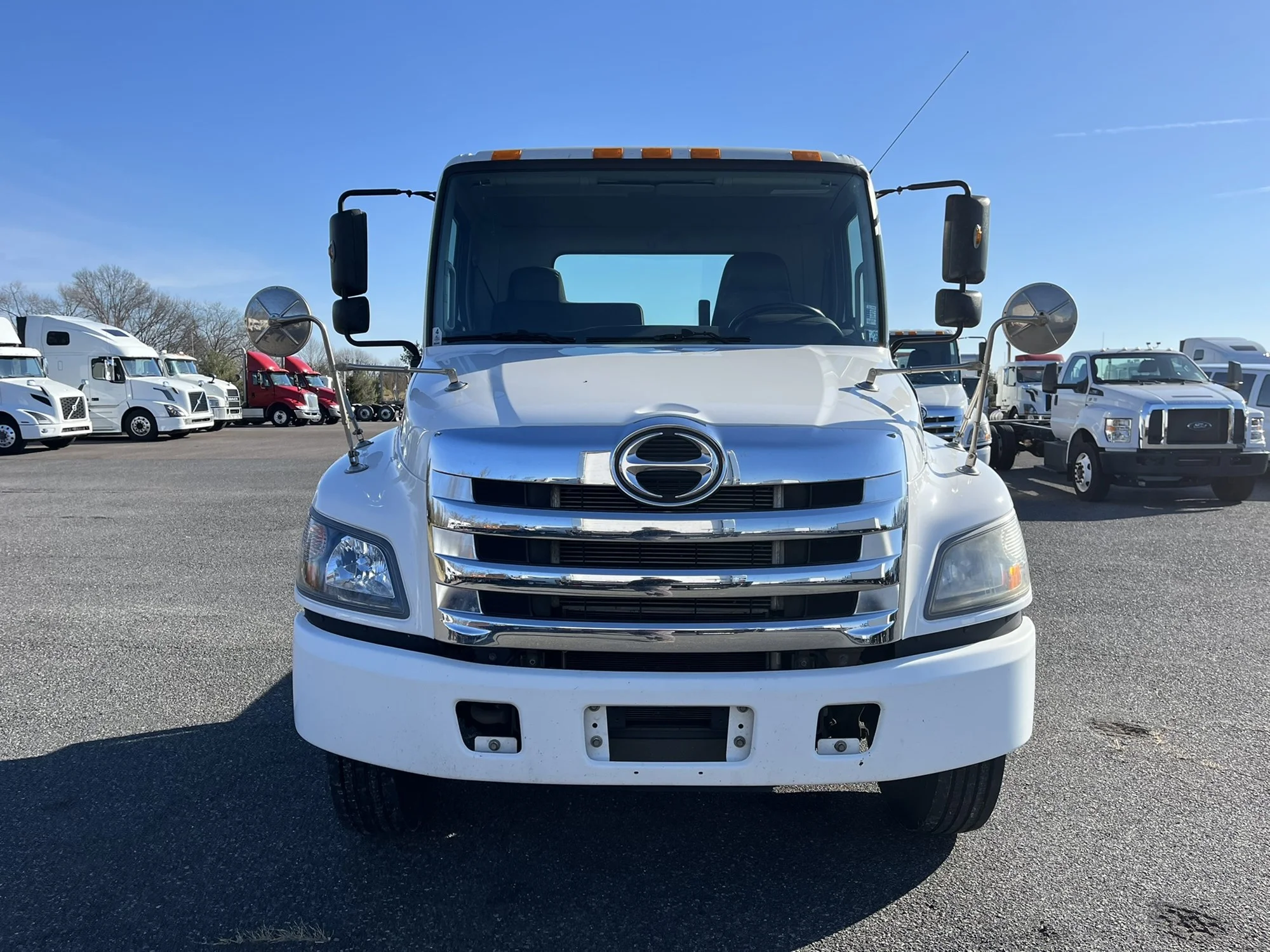 2018 Hino 338 in Souderton, PA — photo 2