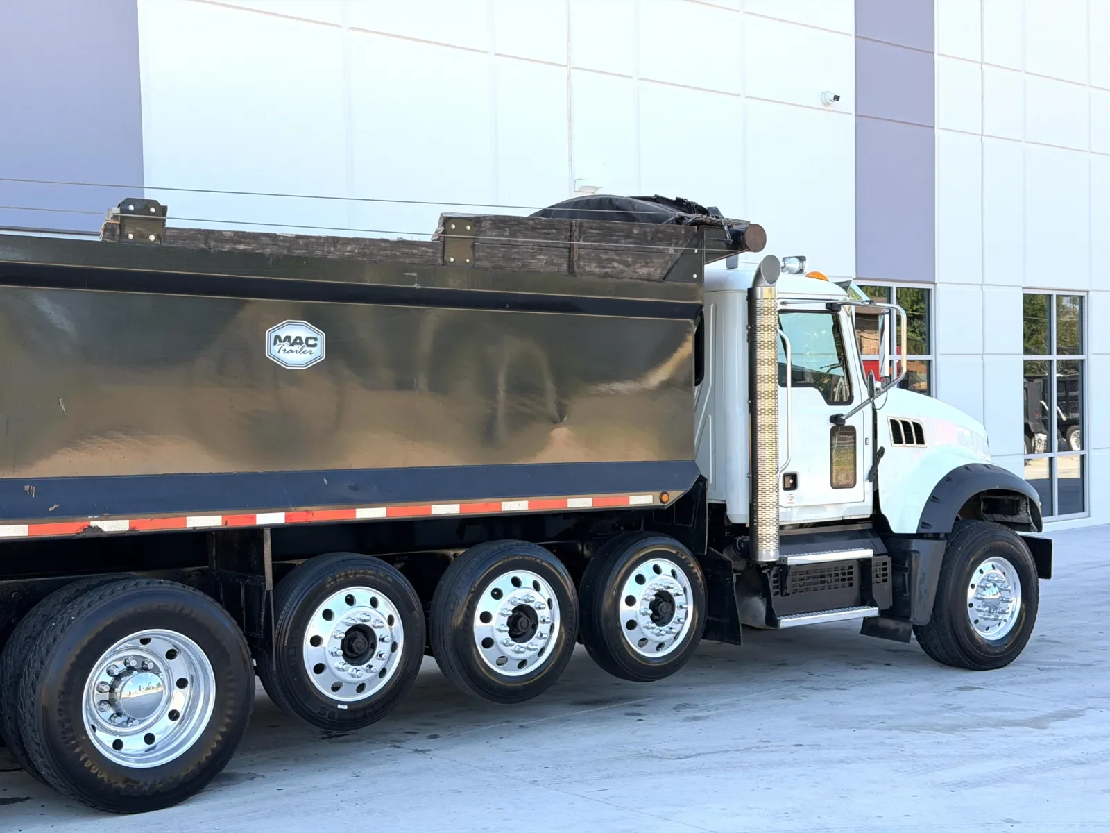 2019 Mack Granite in Greer, SC — photo 8