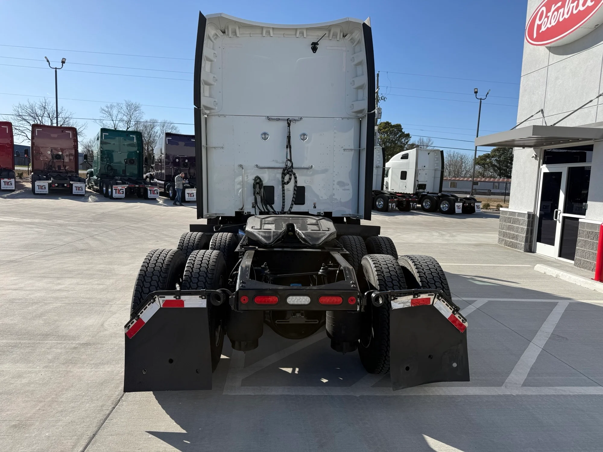 2024 Peterbilt 579 - image 4