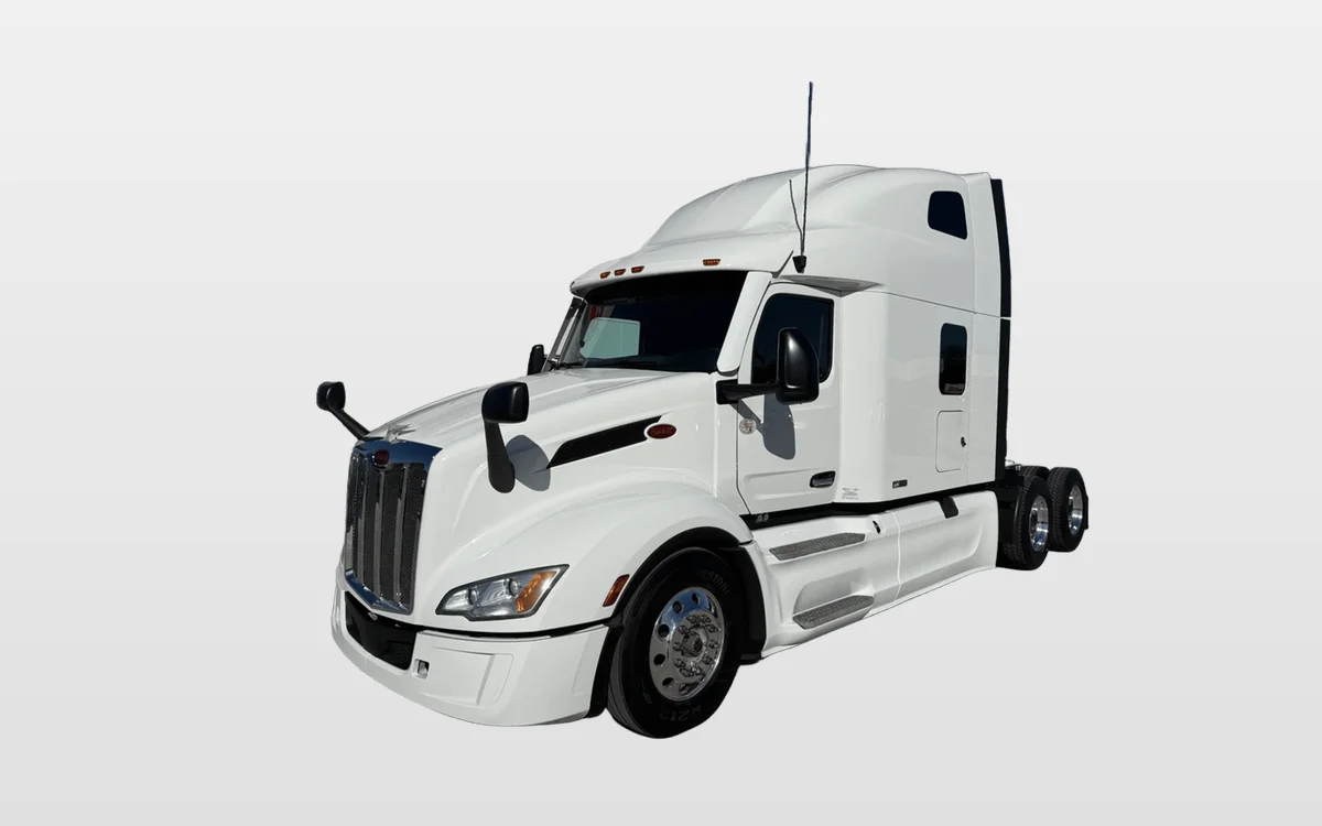 2024 Peterbilt 579 - image 1