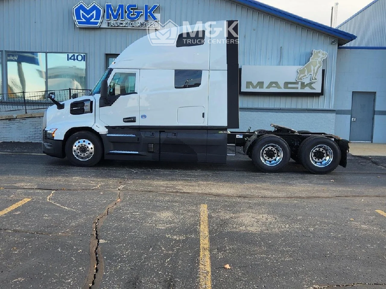 2026 Mack Pioneer in Flint, MI