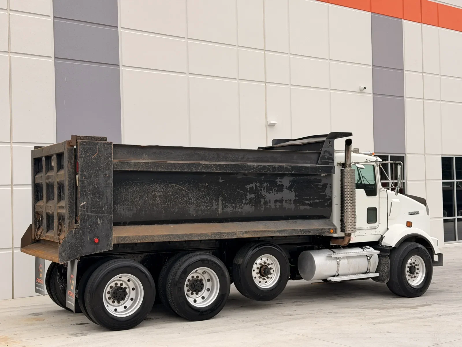 2001 Kenworth T800 in Greer, SC — photo 6