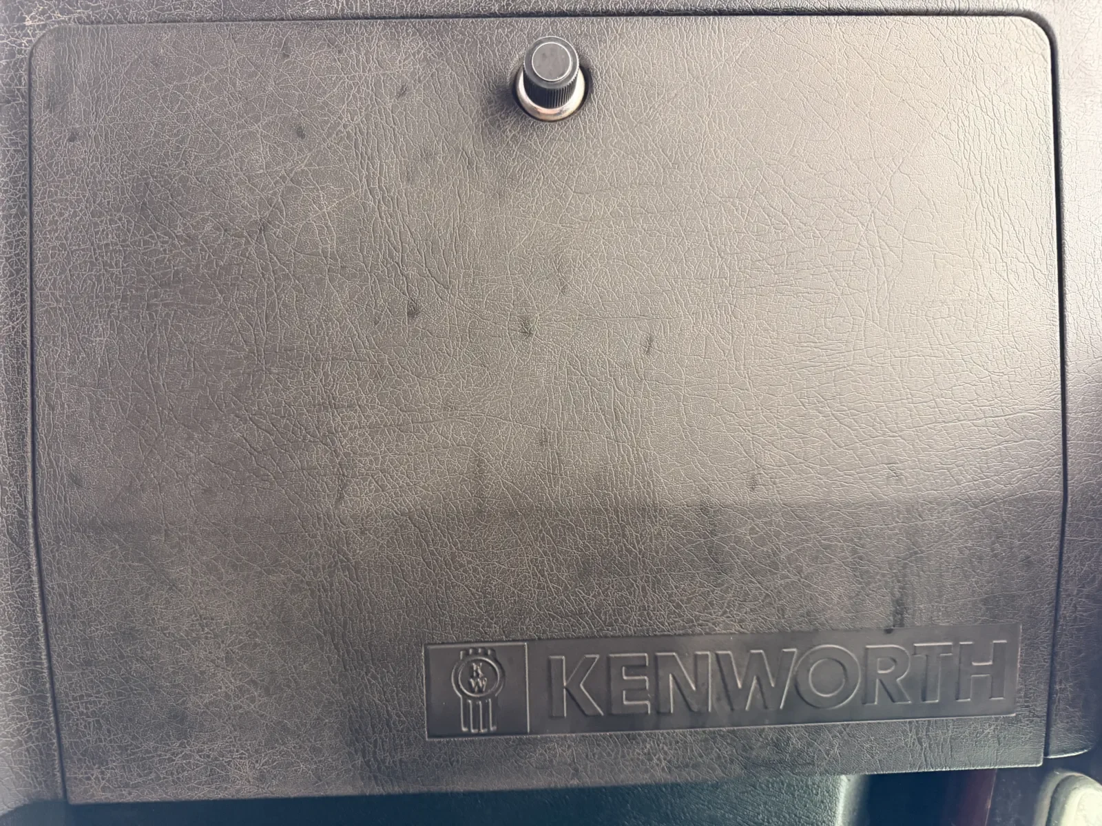 2001 Kenworth T800 in Greer, SC — photo 20