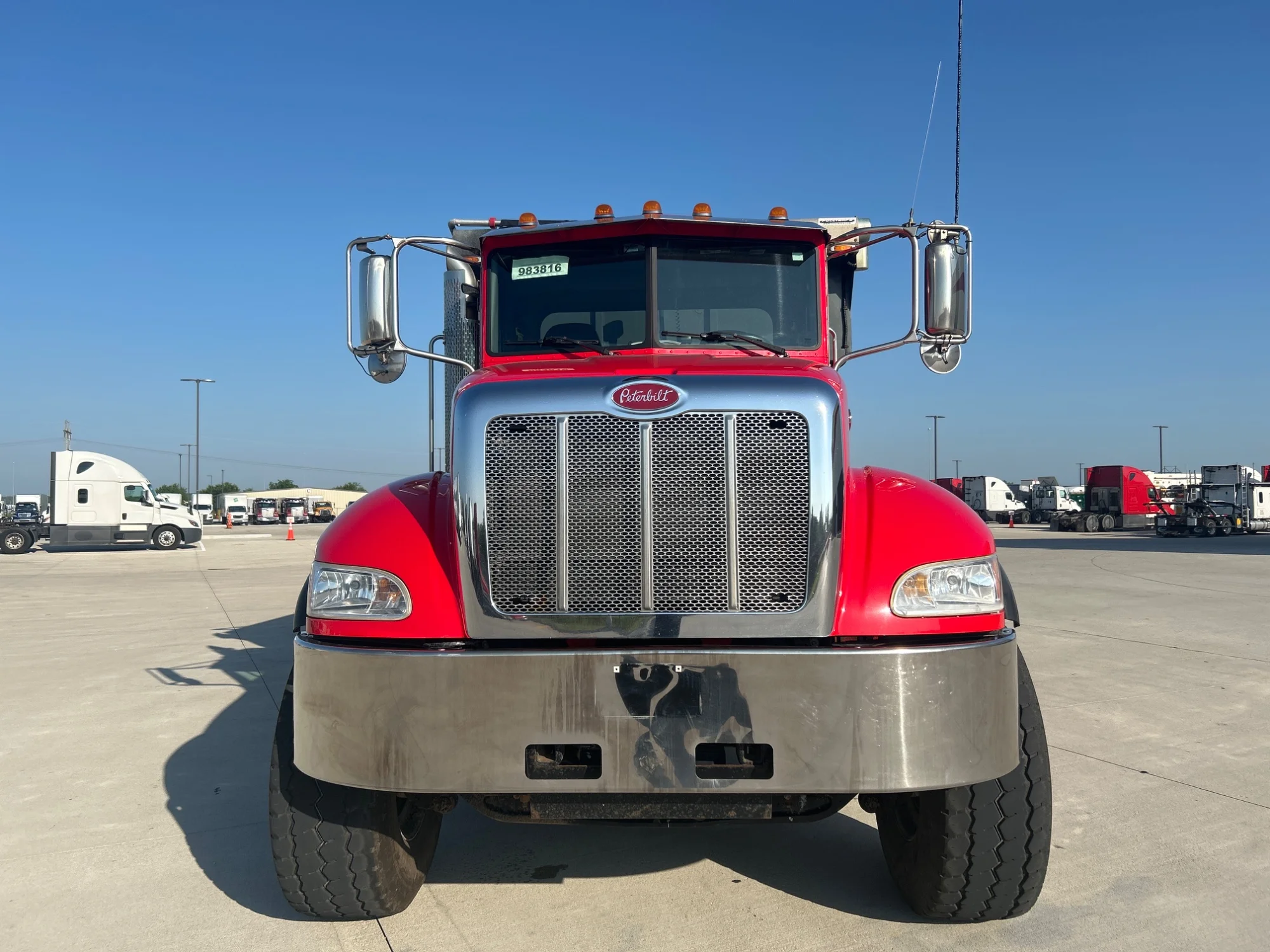 2019 Peterbilt in Fort Wayne, IN — photo 3