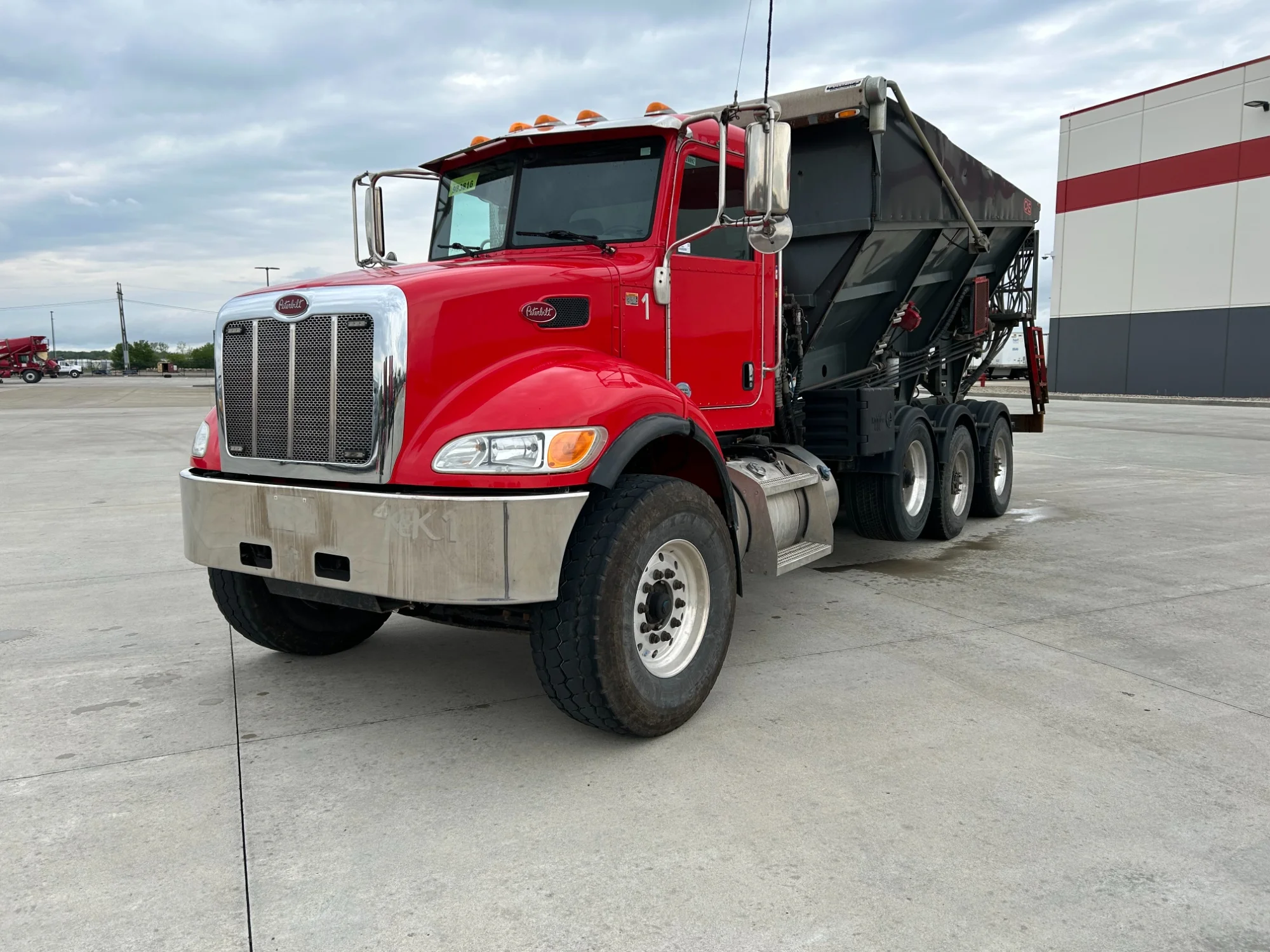 2019 Peterbilt