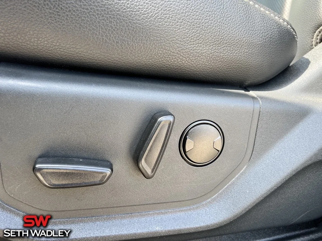 2022 Ford — photo 30