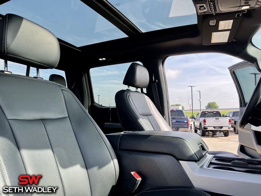 2022 Ford — photo 45