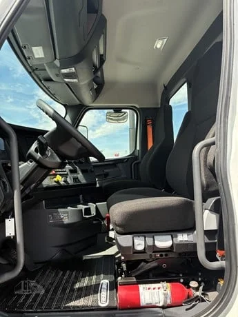 2023 Freightliner Cascadia in Jerome, ID — photo 30