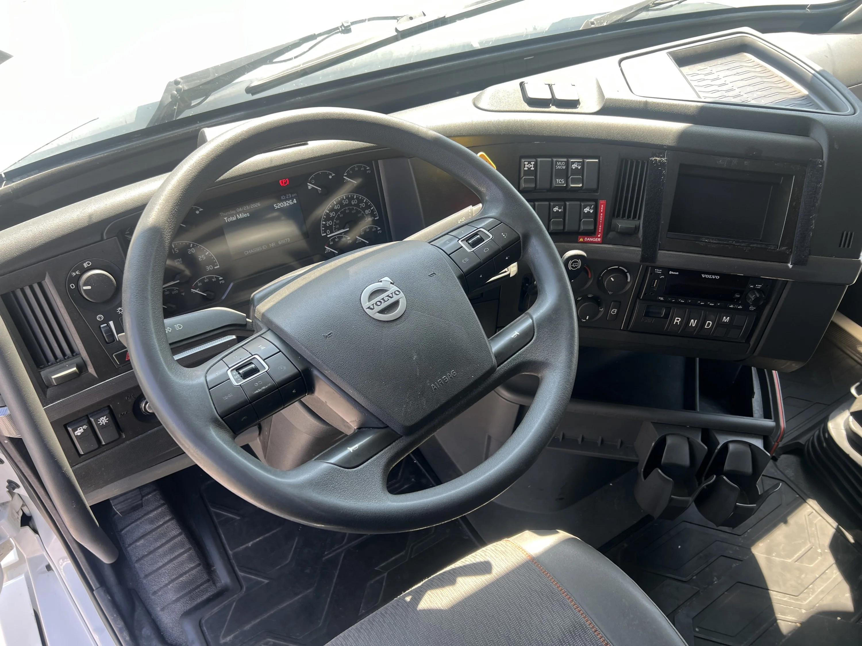 2023 Volvo VNL 760 in GA — photo 6