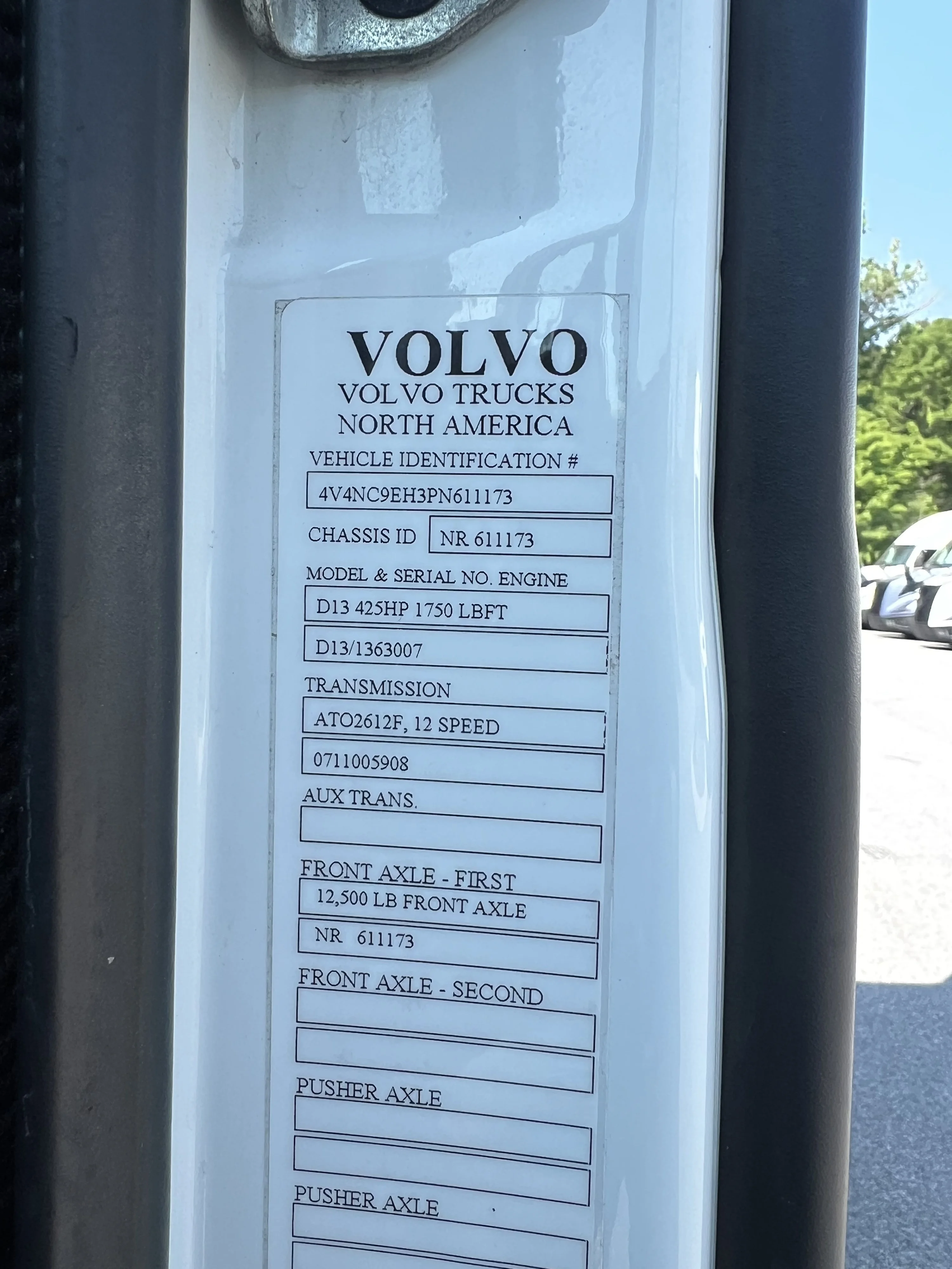 2023 Volvo VNL 760 in GA — photo 8