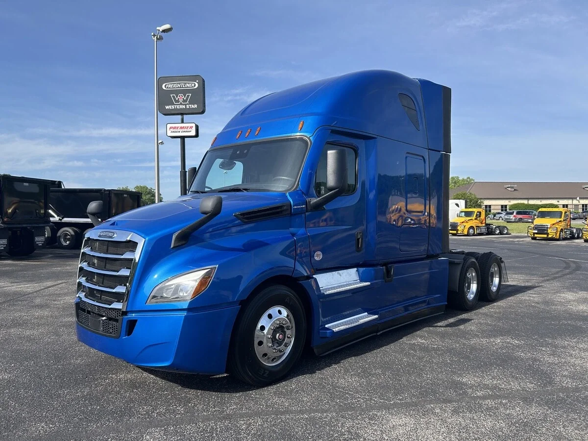 2022 Freightliner Cascadia