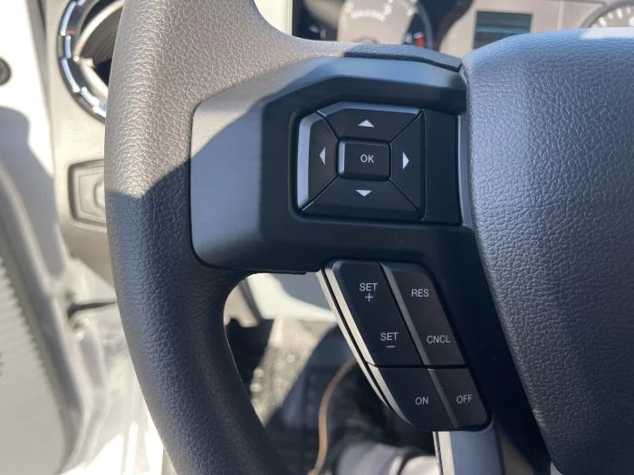2027 Ford F-750 — photo 33