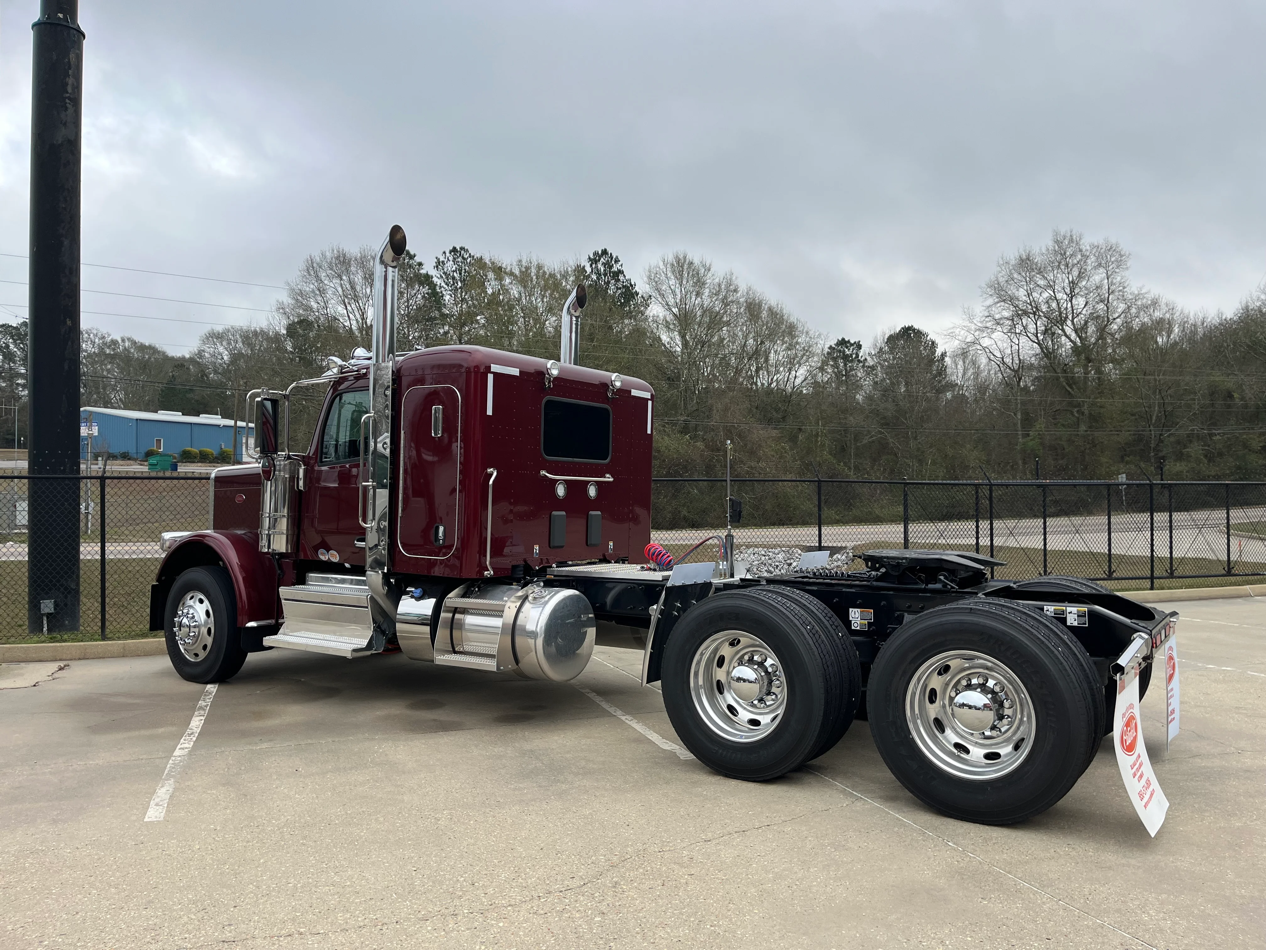 2026 Peterbilt 589 in Hattiesburg, MS — photo 3
