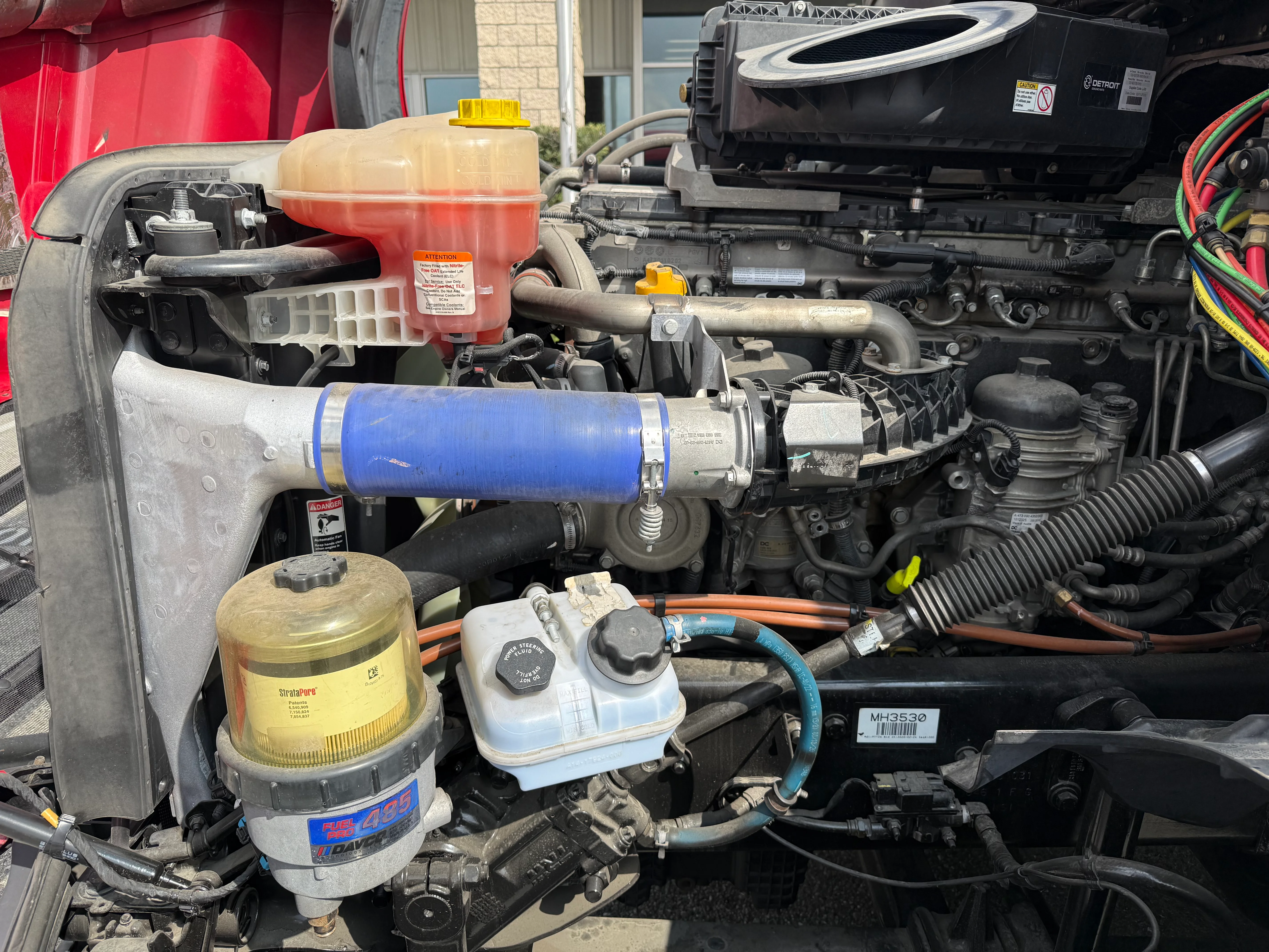 2021 Freightliner Cascadia in Selectrucks Fontana, CA — photo 9
