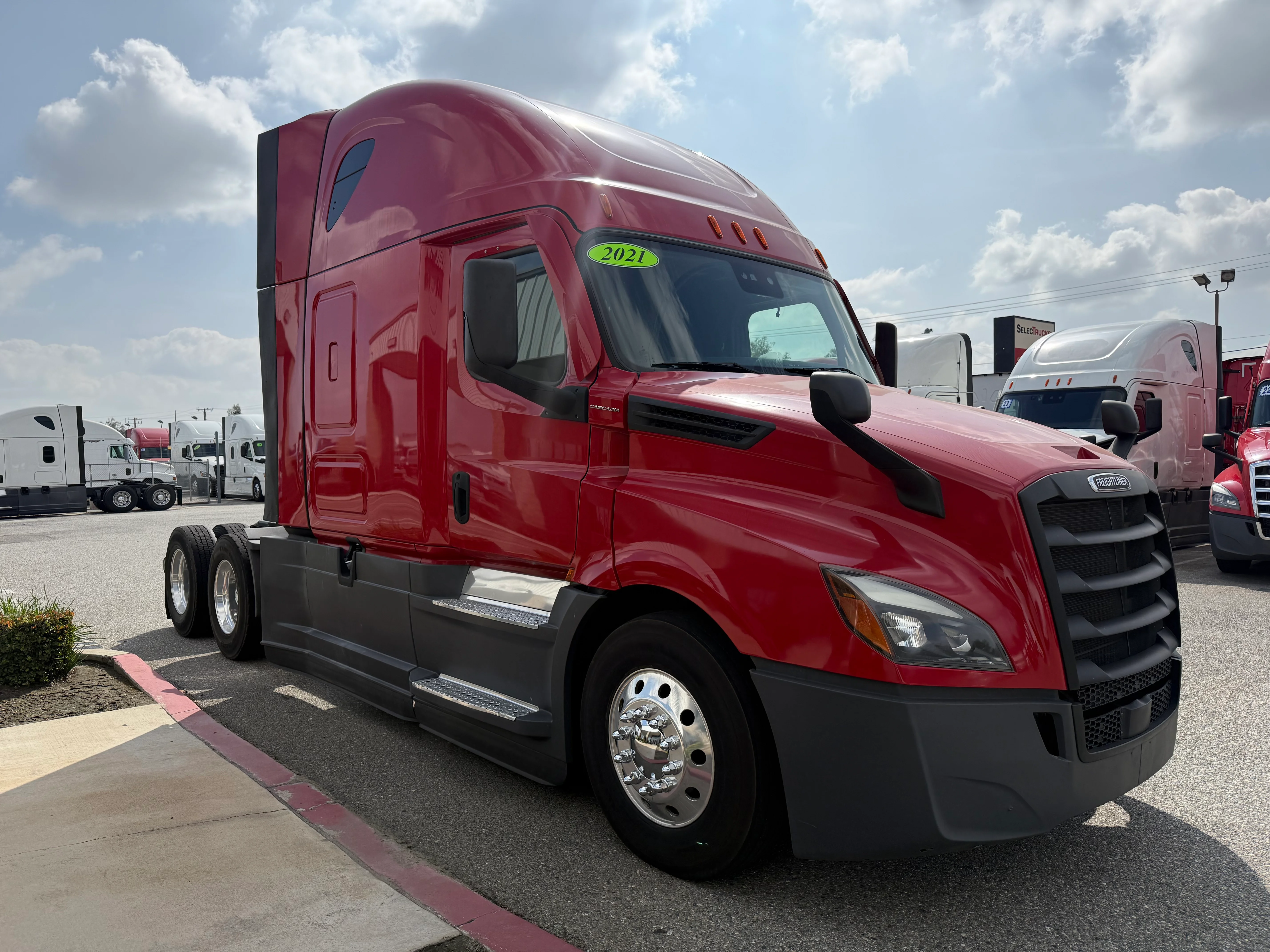 2021 Freightliner Cascadia in Selectrucks Fontana, CA — photo 3