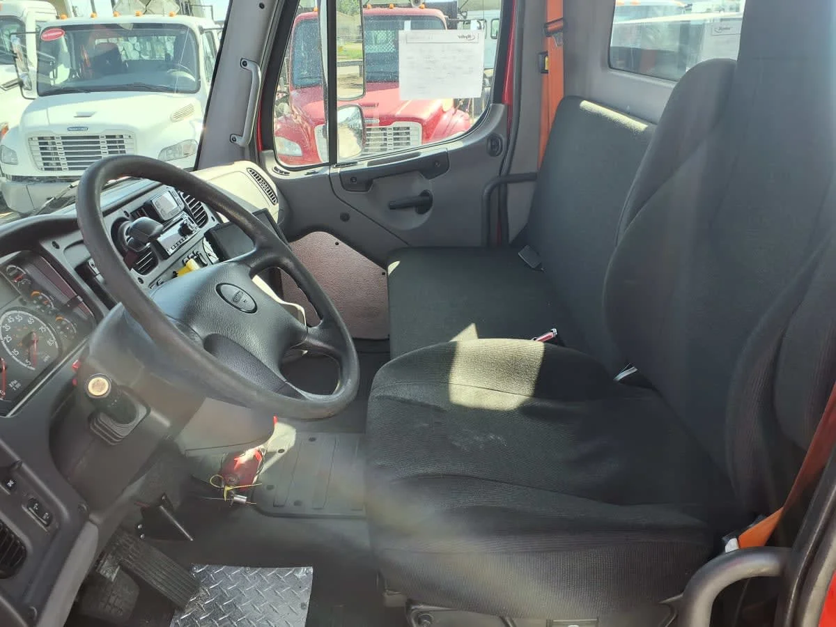 2019 Freightliner M2 106 in Greenville, SC — photo 7
