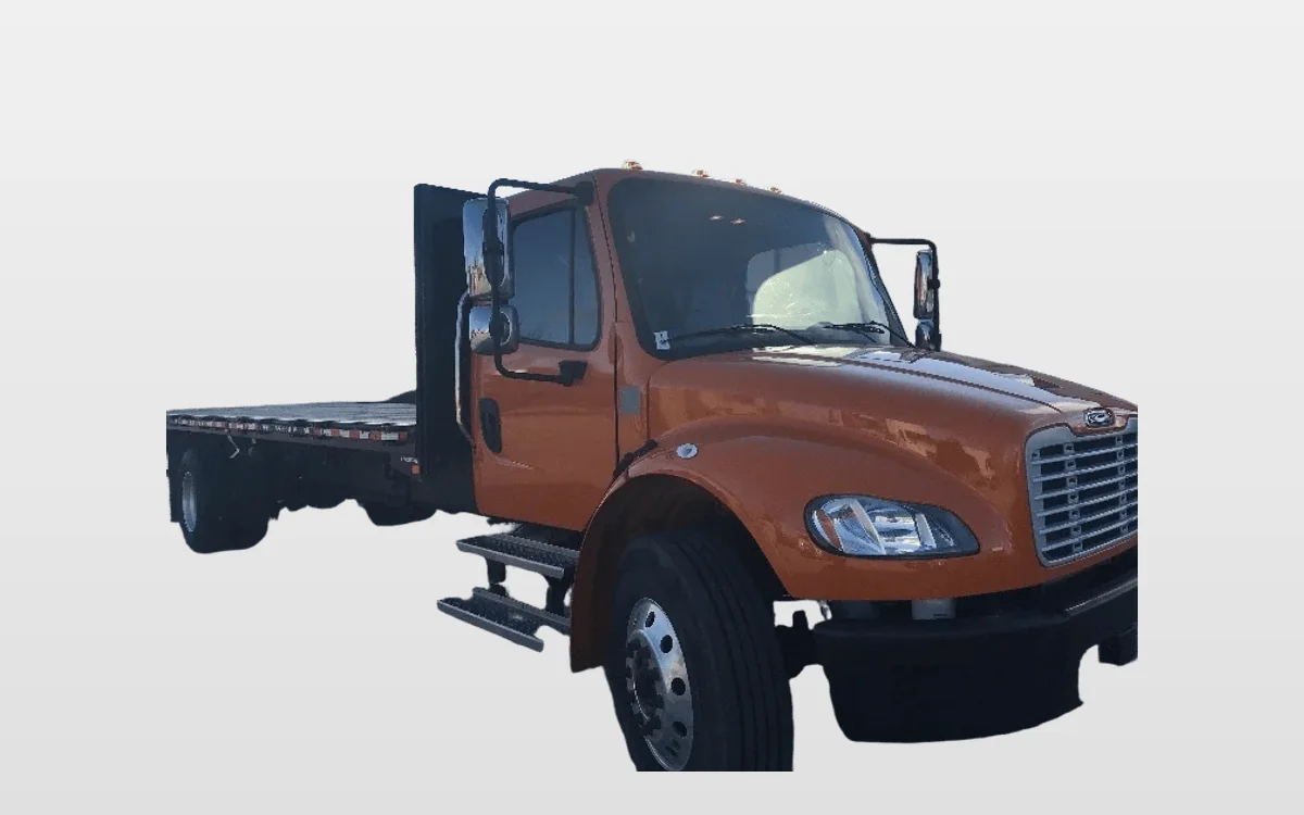 2022 Freightliner M2 106 - image 1