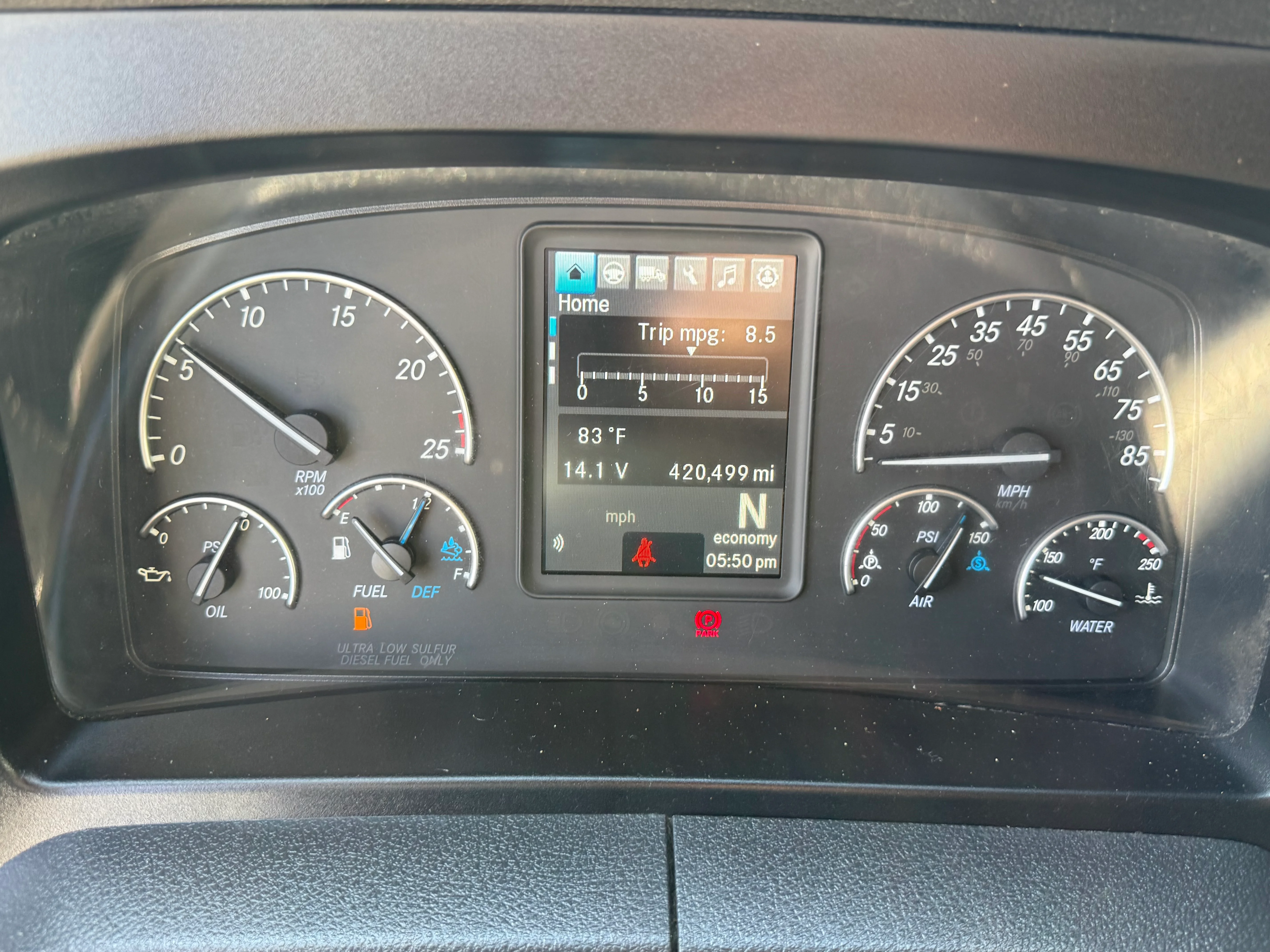 2023 Freightliner Cascadia in Selectrucks Fontana, CA — photo 15