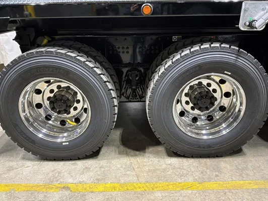 2027 Kenworth T880 in Fort Worth, TX — photo 4