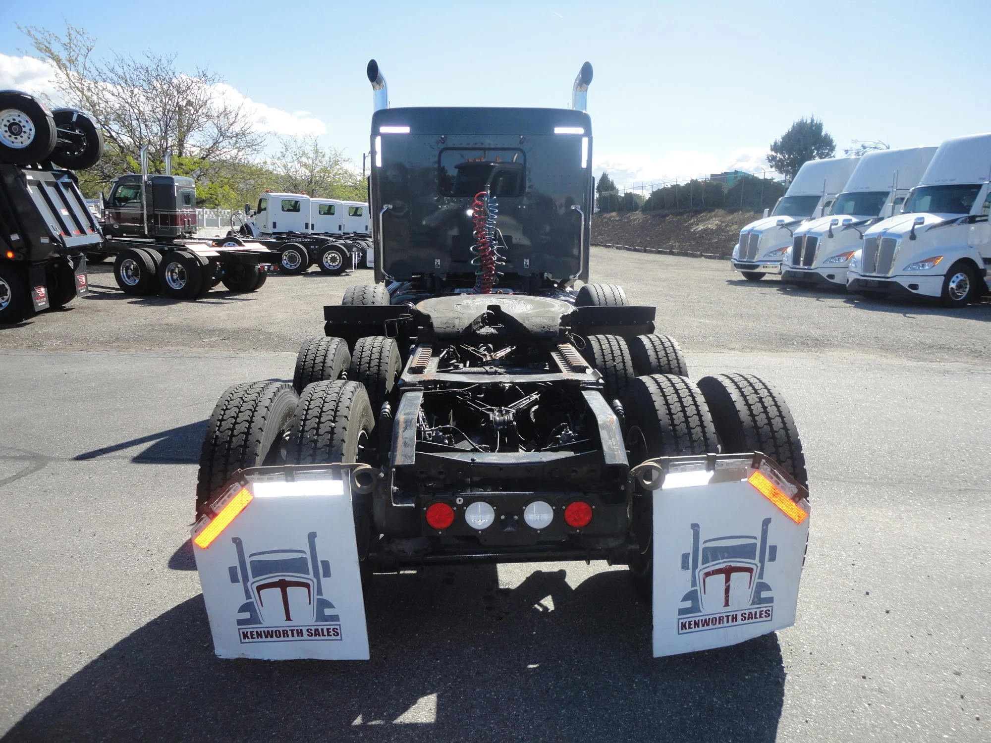 2021 Kenworth T880 - image 4
