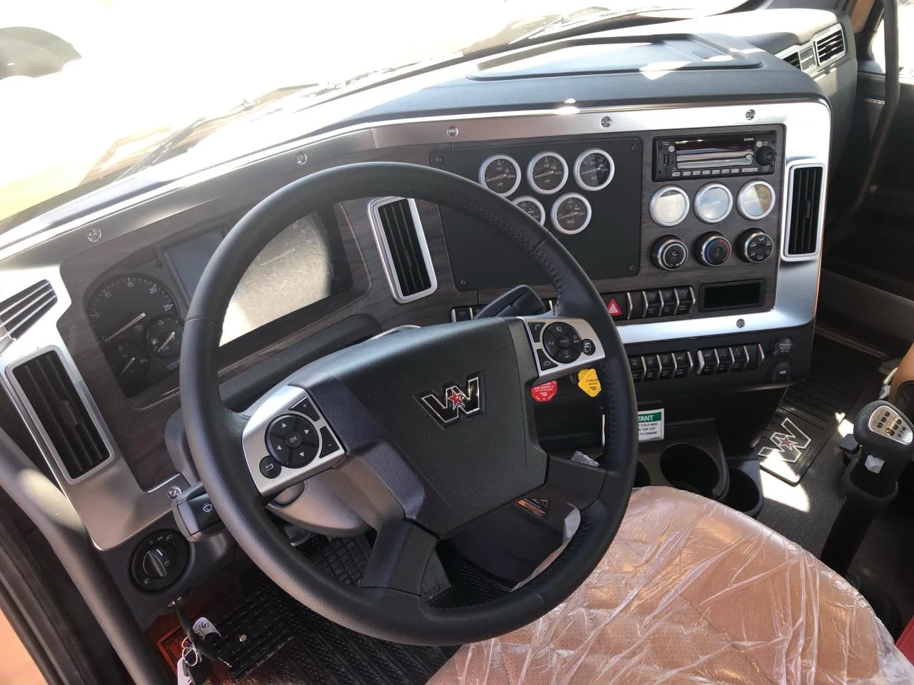 2024 Western Star 49X in Redding, CA — photo 9