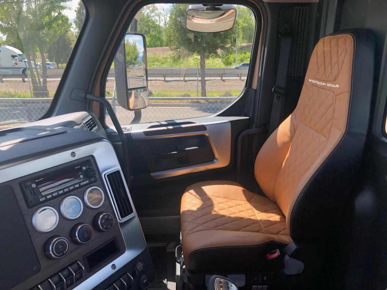2024 Western Star 49X in Redding, CA — photo 8