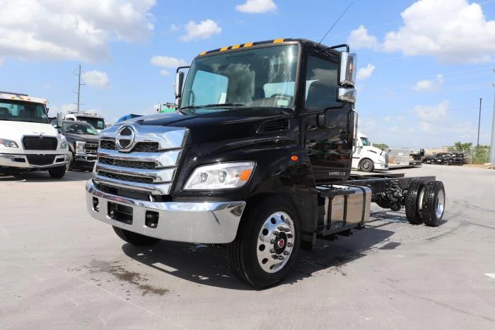 2025 Hino L6 in Jacksonville, FL — photo 2