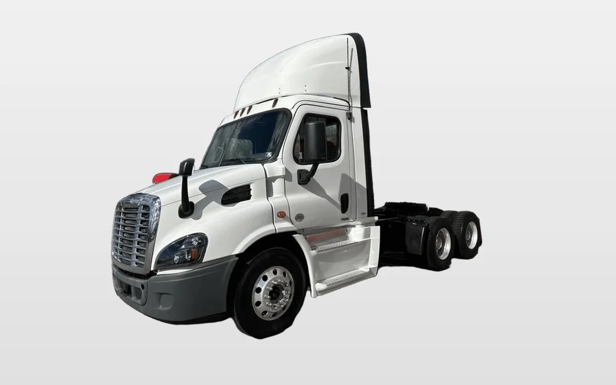 2015 Freightliner - image 1