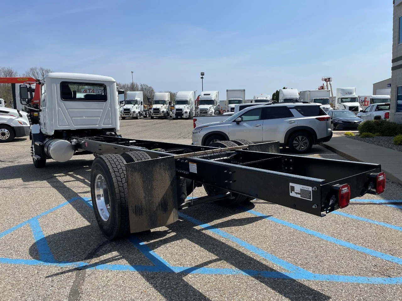 2026 Mack MD in Byron Center, MI — photo 4