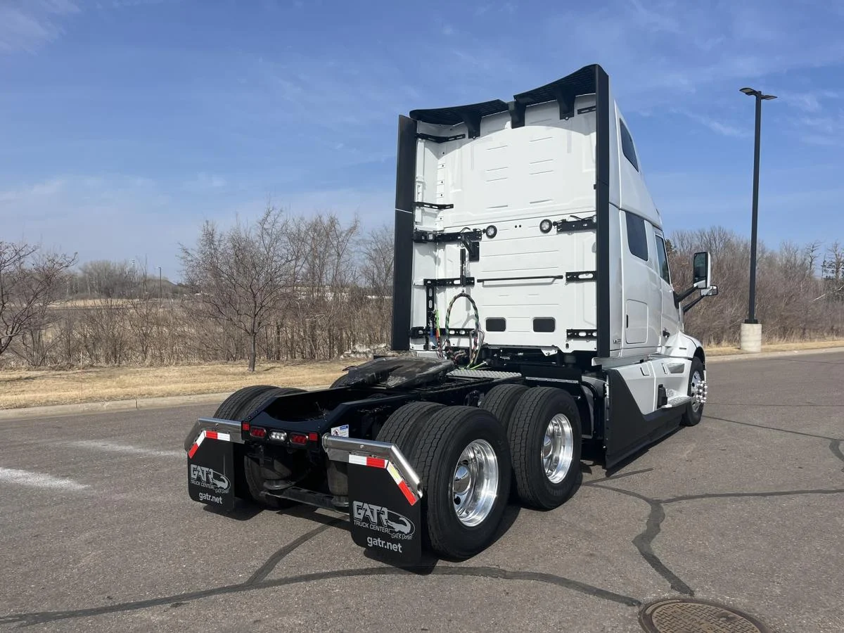 2026 Volvo in Elk River, MN — photo 3