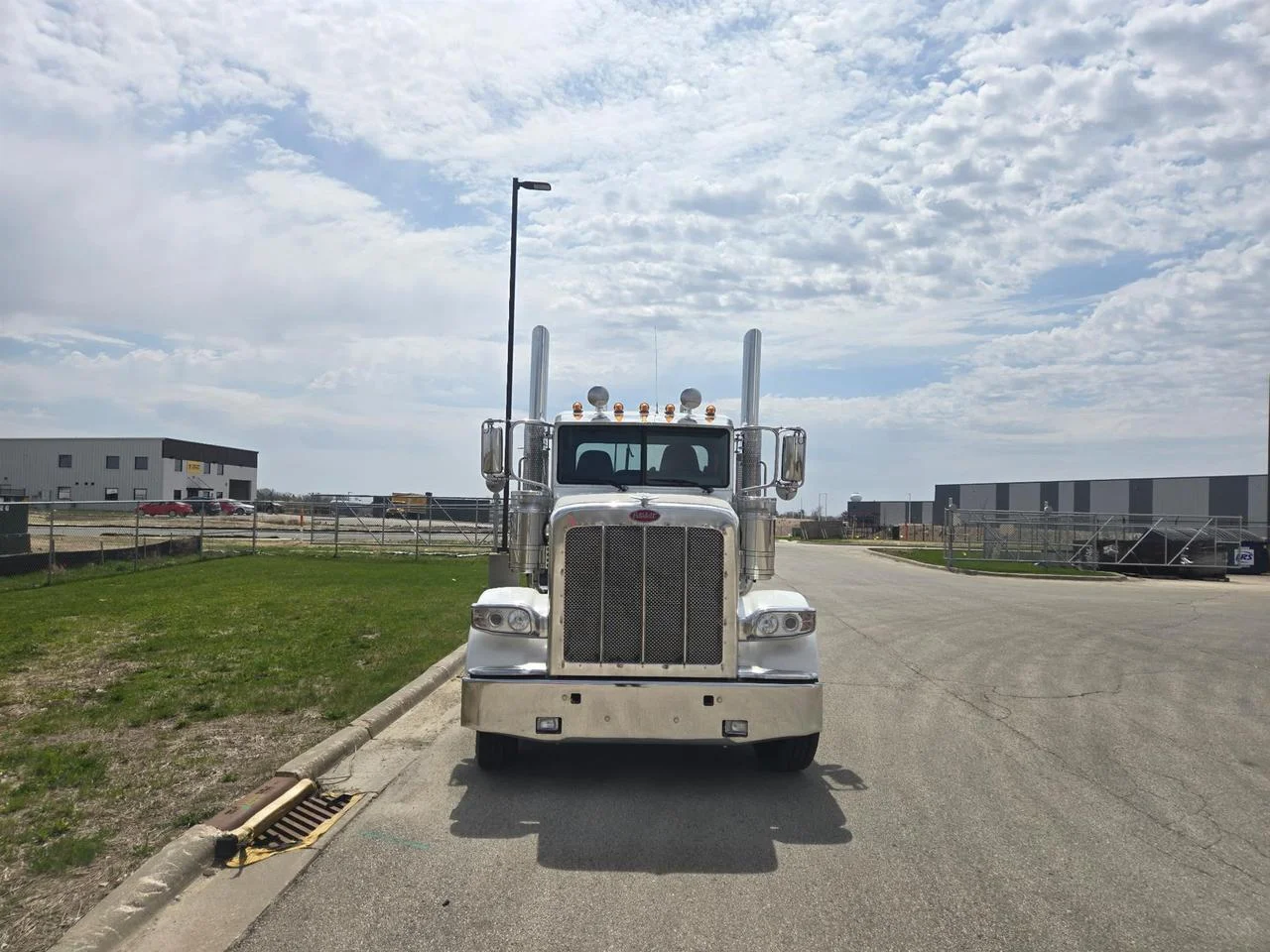 2021 Peterbilt 389