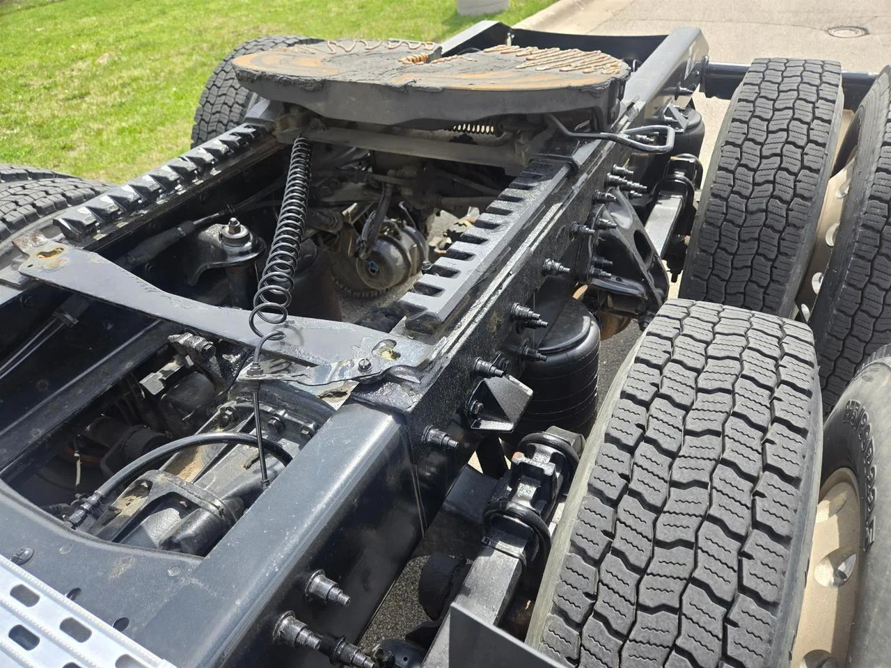 2021 Peterbilt 389 in Rochester, MN — photo 5