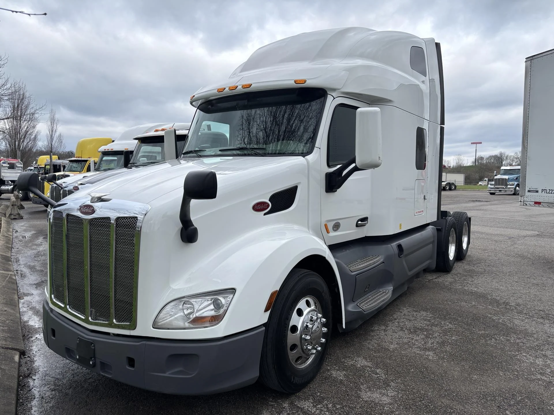 2021 Peterbilt 579 in Zanesville, OH