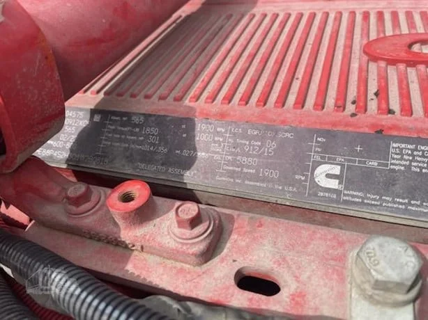 2023 Peterbilt 389 - image 24