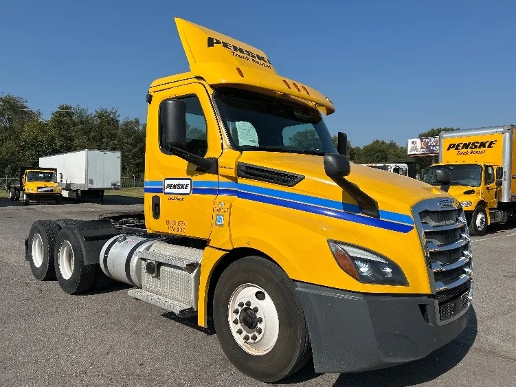 2020 Freightliner Cascadia in Piqua, OH