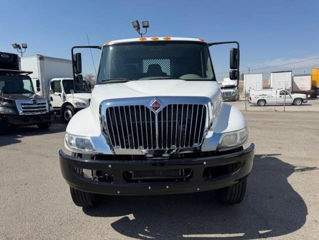 2019 International 4300 — photo 4