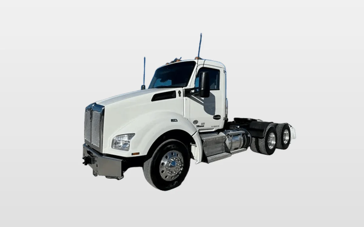 2021 Kenworth T880 - image 1