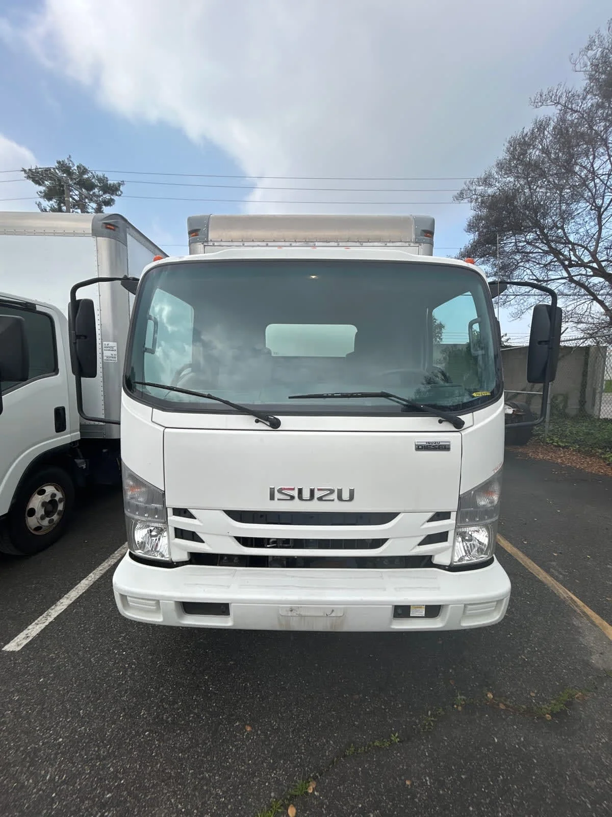 2017 Isuzu NPR - image 2
