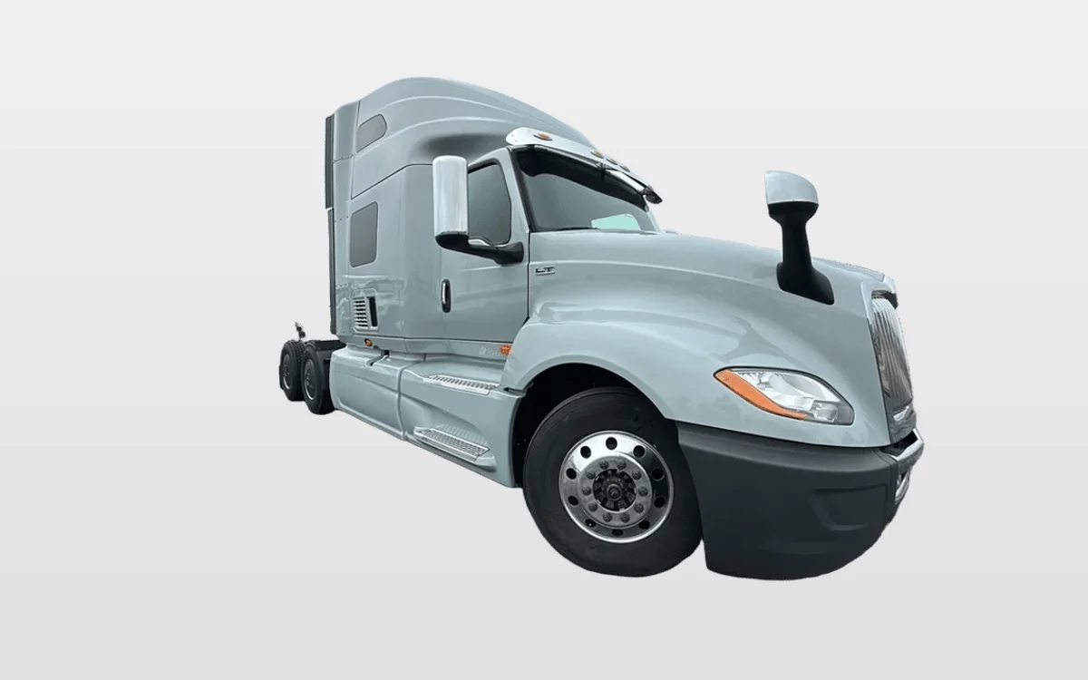 2023 International LT - image 1